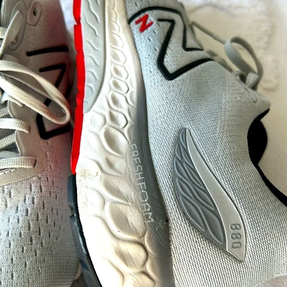 New Balance Fresh Foam X 880 Men’s Sneaker Size 10 - Picture 5 of 10